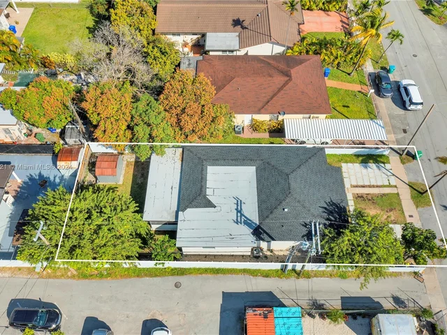 720 SW 60th Ave, Miami FL 33144