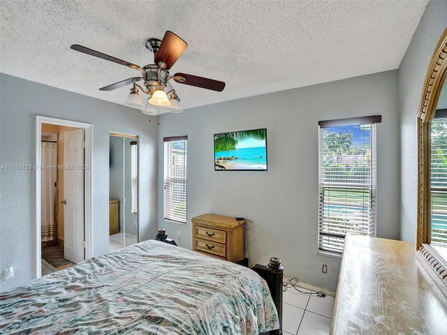 10800 NW 21st St, Sunrise FL 33322