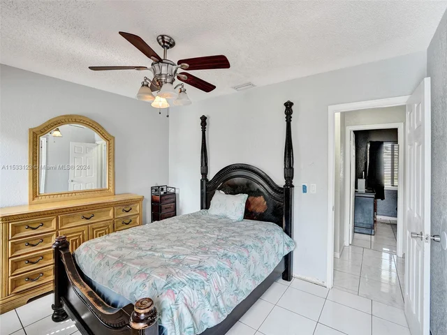 10800 NW 21st St, Sunrise FL 33322