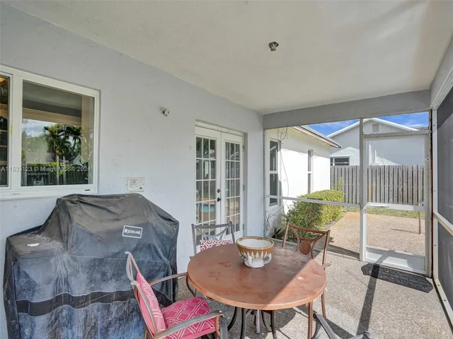 10800 NW 21st St, Sunrise FL 33322