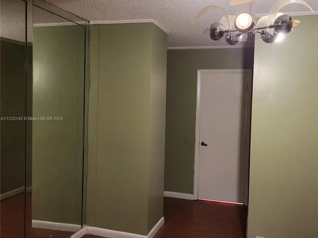 4176 Inverrary Dr # 410, Lauderhill FL 33319