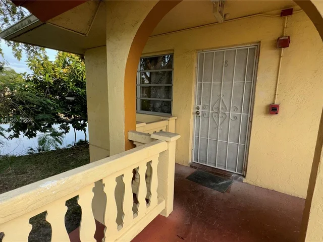 160 NE 203rd Ter # 18, Miami Gardens FL 33179