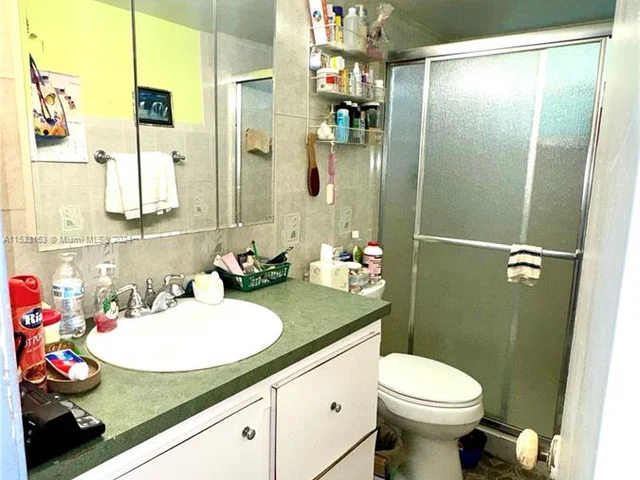 160 NE 203rd Ter # 18, Miami Gardens FL 33179