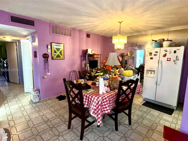 160 NE 203rd Ter # 18, Miami Gardens FL 33179