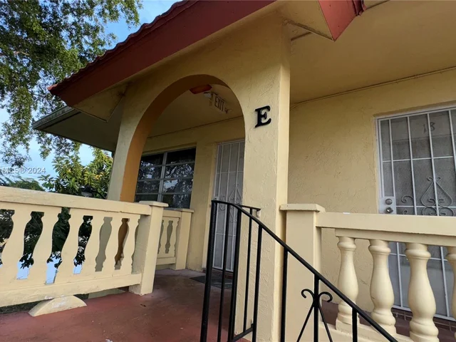 160 NE 203rd Ter # 18, Miami Gardens FL 33179