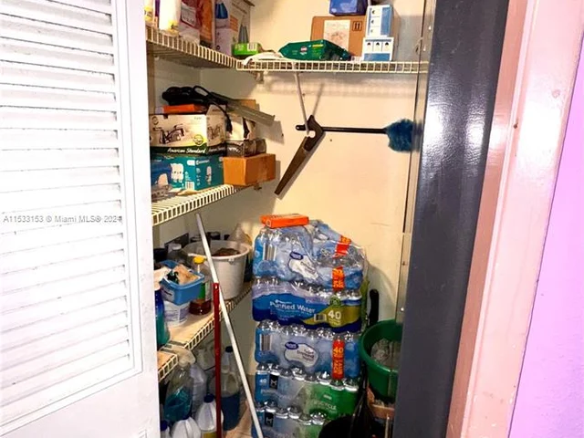 160 NE 203rd Ter # 18, Miami Gardens FL 33179