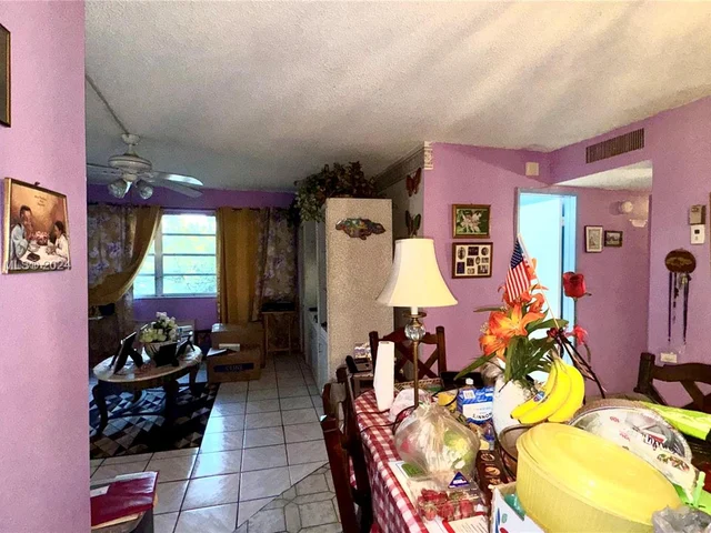 160 NE 203rd Ter # 18, Miami Gardens FL 33179
