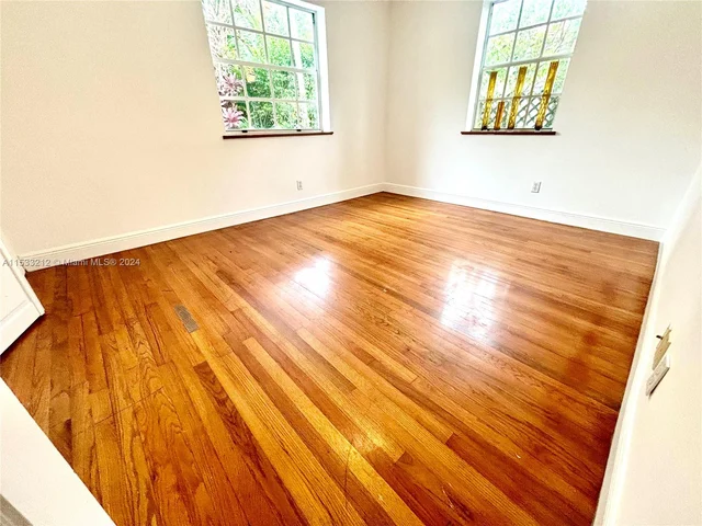 4150 Park Ave, Miami FL 33133