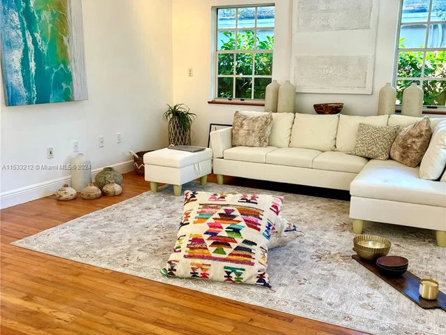 4150 Park Ave, Miami FL 33133