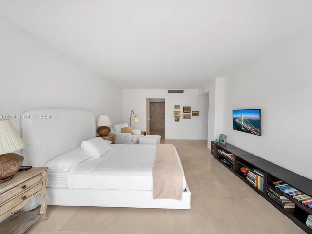 199 Ocean Lane Dr # 901, Key Biscayne FL 33149