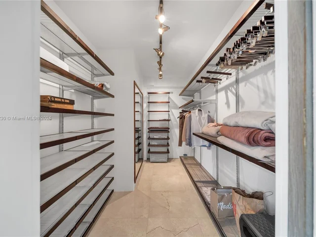 199 Ocean Lane Dr # 901, Key Biscayne FL 33149