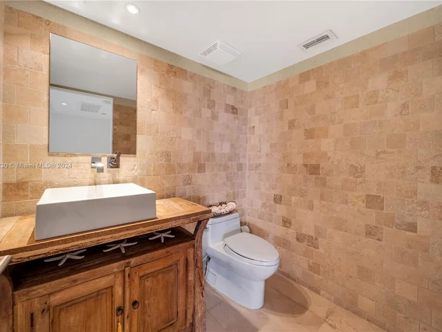 199 Ocean Lane Dr # 901, Key Biscayne FL 33149