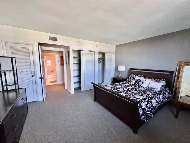 1500 Bay Rd # 502S, Miami Beach FL 33139