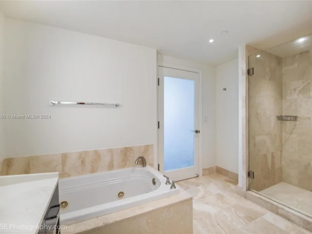 4401 Collins Ave # 3603, Miami Beach FL 33140