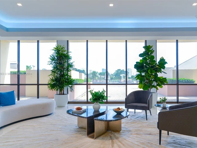 20301 W Country Club Dr # 427, Aventura FL 33180