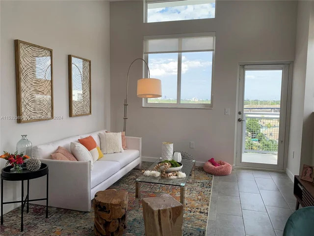 2500 SW 22nd Ter # 819, Fort Lauderdale FL 33312