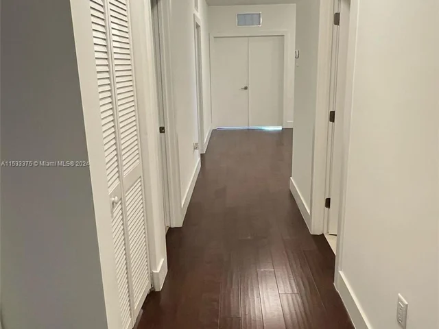 6750 NW 103rd Ave, Doral FL 33178