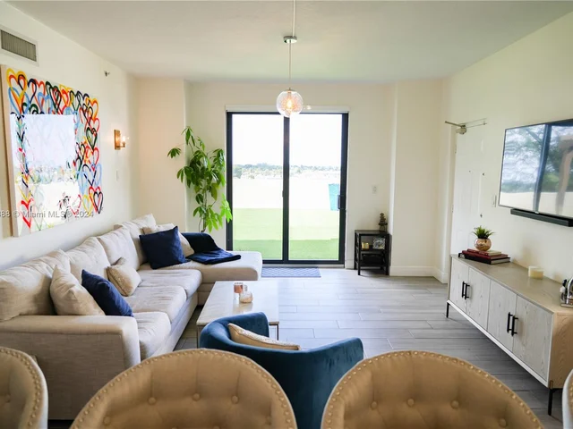 8430 SW 8th St # 504B, Miami FL 33144