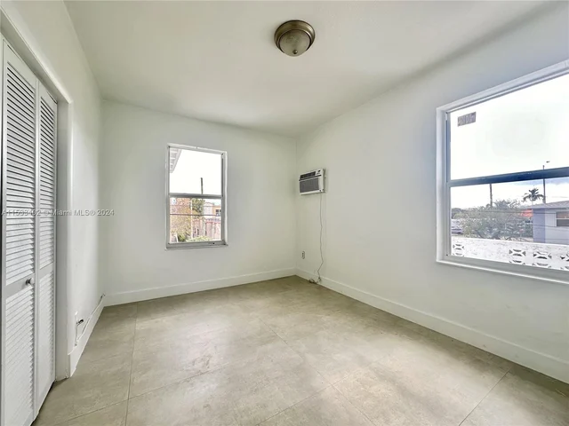 30 NW 32nd Pl # 1, Miami FL 33125