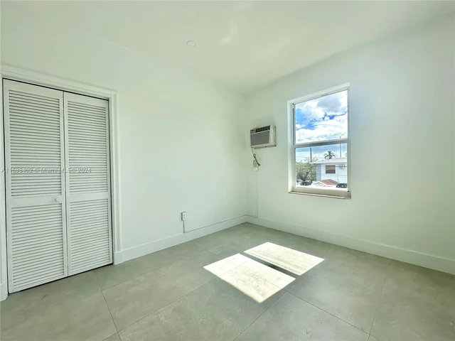 30 NW 32nd Pl # 1, Miami FL 33125