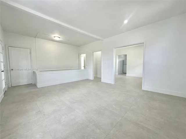 30 NW 32nd Pl # 1, Miami FL 33125
