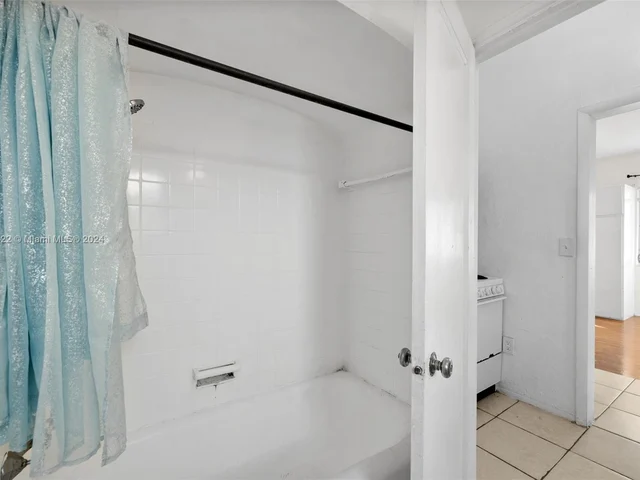 539 NE 82nd Ter # 2, Miami FL 33138