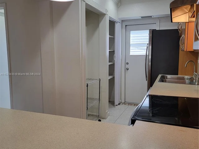 4007 Coral Springs Dr # 14, Coral Springs FL 33065