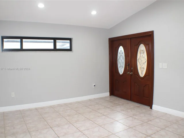 7579 W 31st Ave, Hialeah FL 33018