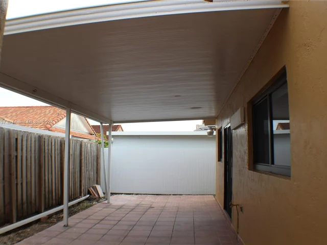 7579 W 31st Ave, Hialeah FL 33018