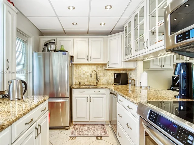 600 NE 2nd St # 113, Dania Beach FL 33004