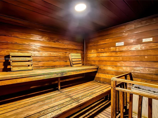 600 NE 2nd St # 113, Dania Beach FL 33004