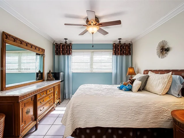 600 NE 2nd St # 113, Dania Beach FL 33004