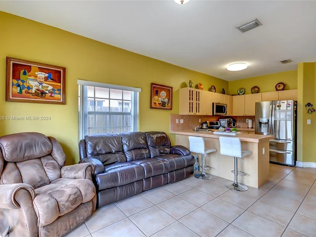 14610 SW 180th St, Miami FL 33177