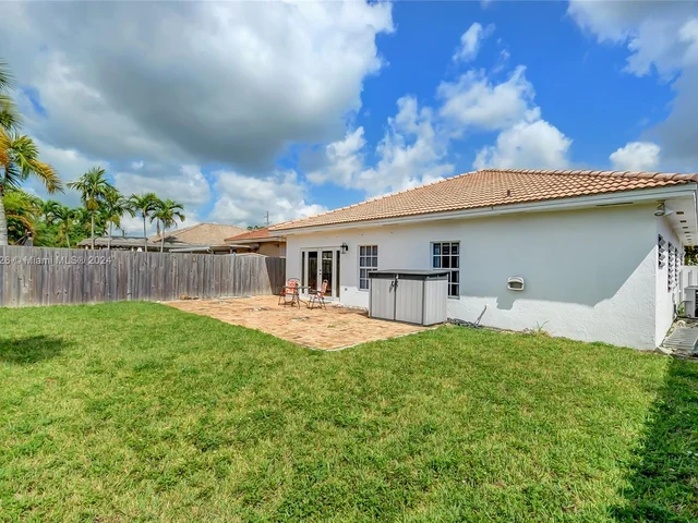 14610 SW 180th St, Miami FL 33177