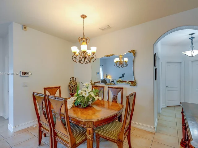 14610 SW 180th St, Miami FL 33177