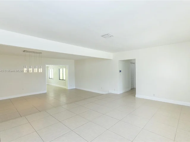 1545 Blue Rd, Coral Gables FL 33146