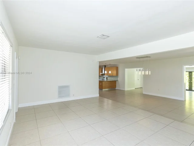 1545 Blue Rd, Coral Gables FL 33146