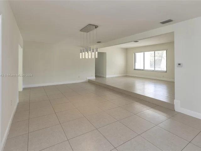 1545 Blue Rd, Coral Gables FL 33146