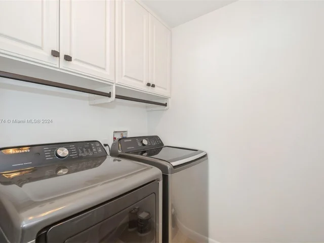 1819 SE 17th St # 507, Fort Lauderdale FL 33316