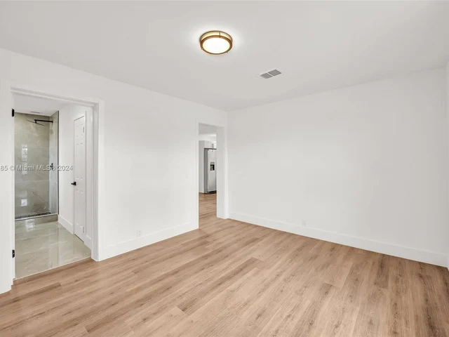 11 NE 17th Ave, Boynton Beach FL 33435