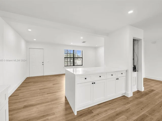 11 NE 17th Ave, Boynton Beach FL 33435