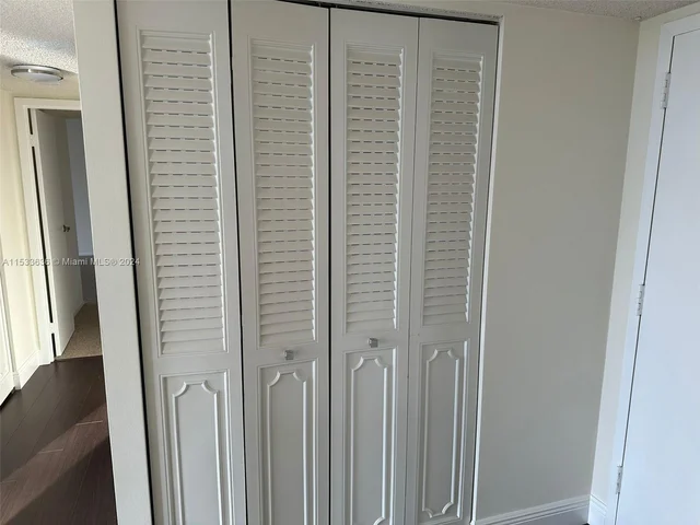 1000 Parkview Dr # 531, Hallandale Beach FL 33009