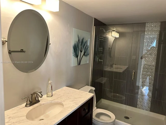 1000 Parkview Dr # 531, Hallandale Beach FL 33009