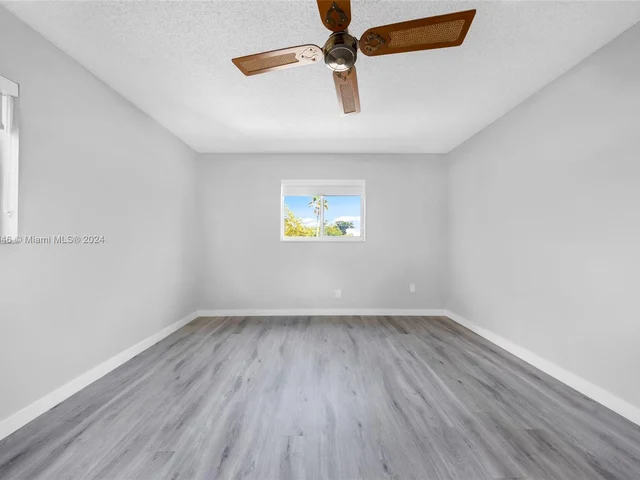 257 S Cypress Rd # 425, Pompano Beach FL 33060