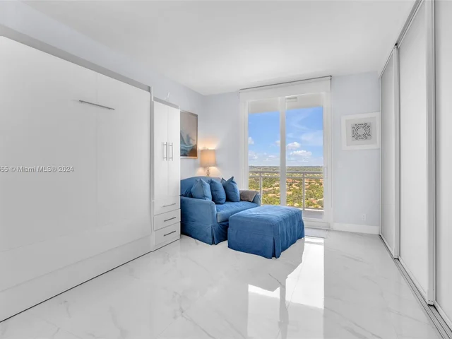 1600 S Ocean Dr, Hollywood FL 33019