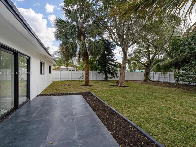 319 NE 12 Ave, Pompano Beach FL 33060