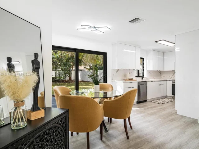 319 NE 12 Ave, Pompano Beach FL 33060