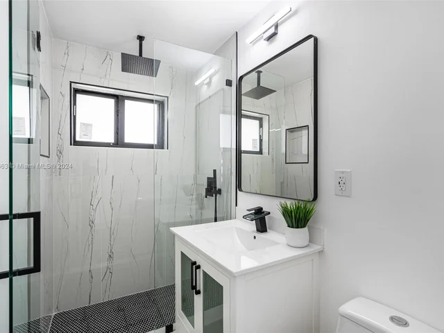 319 NE 12 Ave, Pompano Beach FL 33060