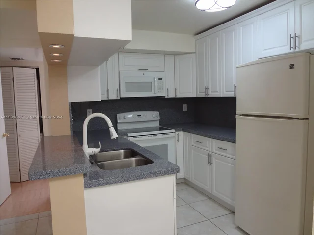 15539 N Miami Lakeway N # 101, Miami Lakes FL 33014