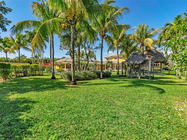 16990 SW 184th St, Miami FL 33187